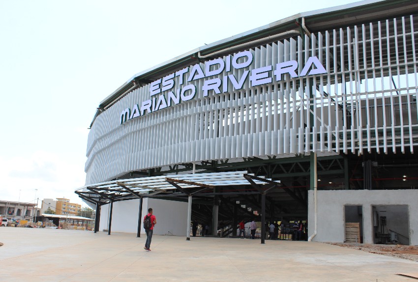 En tres meses culminan el nuevo Estadio Mariano Rivera en La Chorrera 