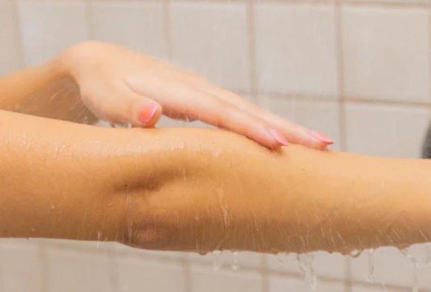 El agua clorada puede afectar tu piel 
