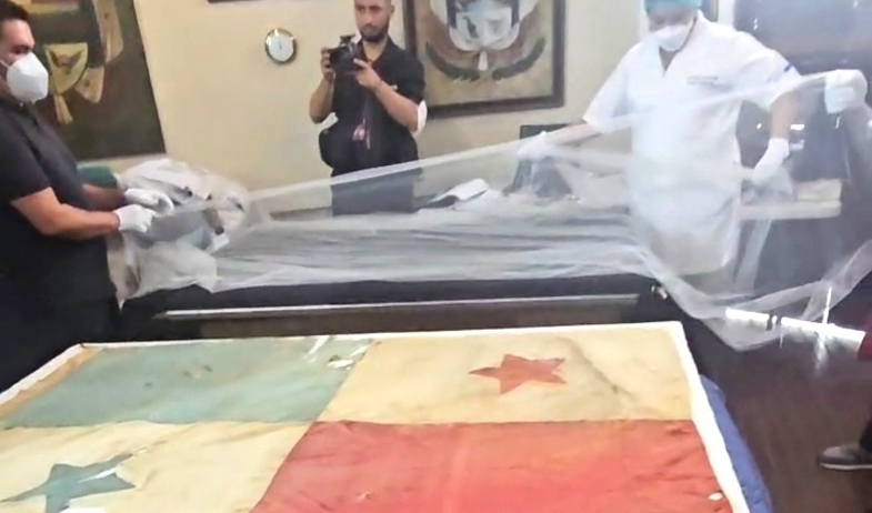 Bandera Herida de Chitré será restaurada en España tras 121 años de historia 