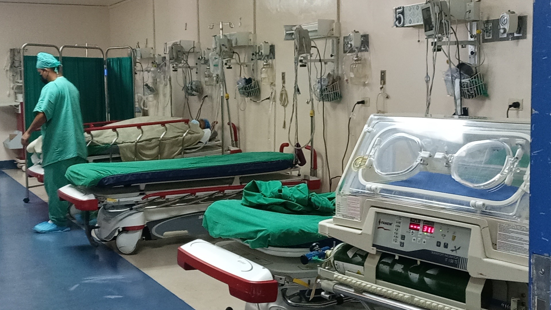 Cierran quirófanos del hospital Nicolás A. Solano por daños en climatizadores 