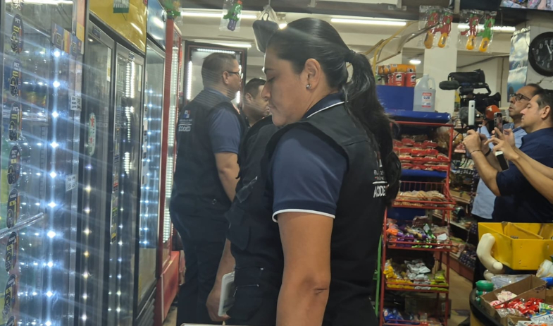 Investigan comerciantes por incumplir regulación en precios del agua  