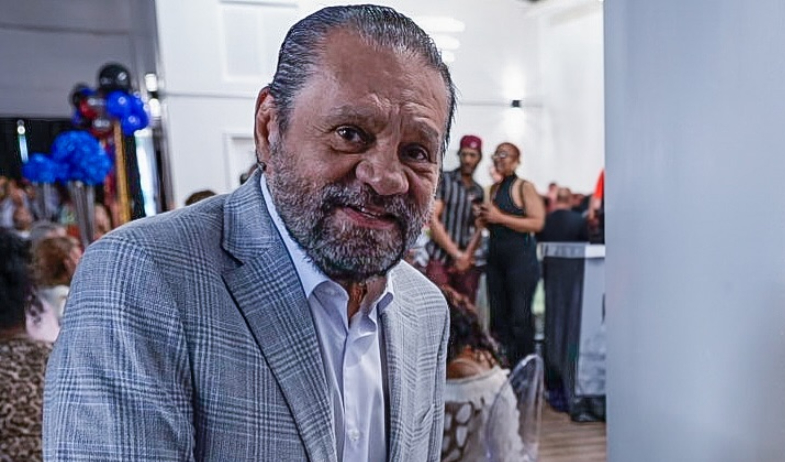 ¡Y qué vengan más! Roberto Durán celebra con gratitud sus 74 años en esta tierra 