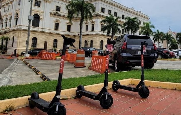 Scooters de Panamá.