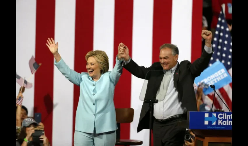  Hillary Clinton  y Tim Kaine