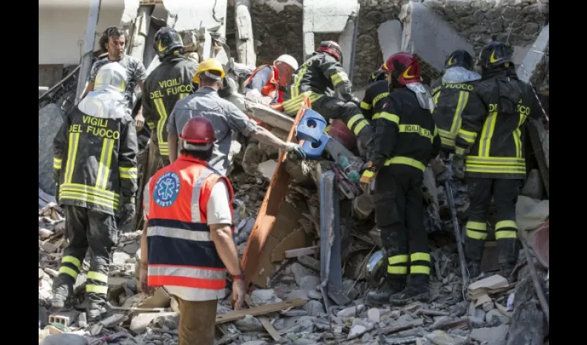 Panamá se solidariza con Italia tras terremoto