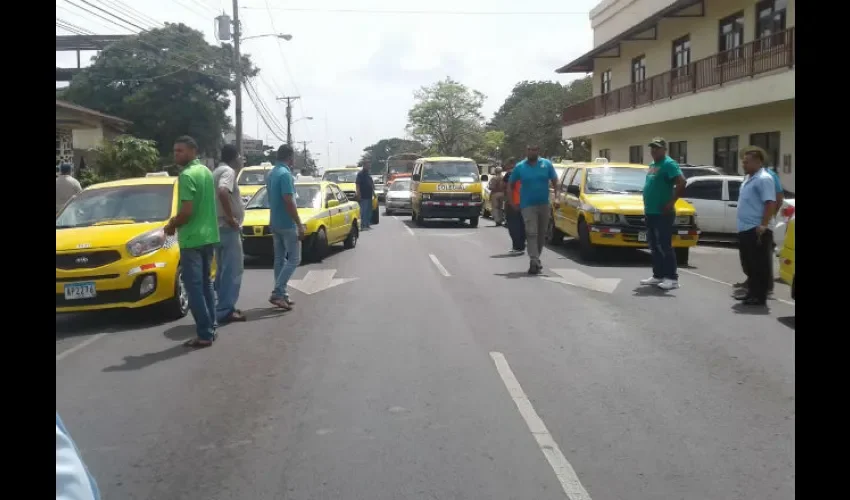 Taxistas protestan en Panamá Oeste 