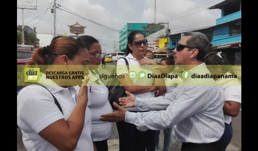 Foto ilustrativa de un grupo de estudiantes afectados en La Chorrera. 