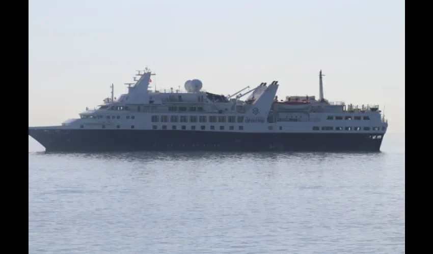 Foto ilustrativa de la llegada del crucero Silver Explorer. Cortesía