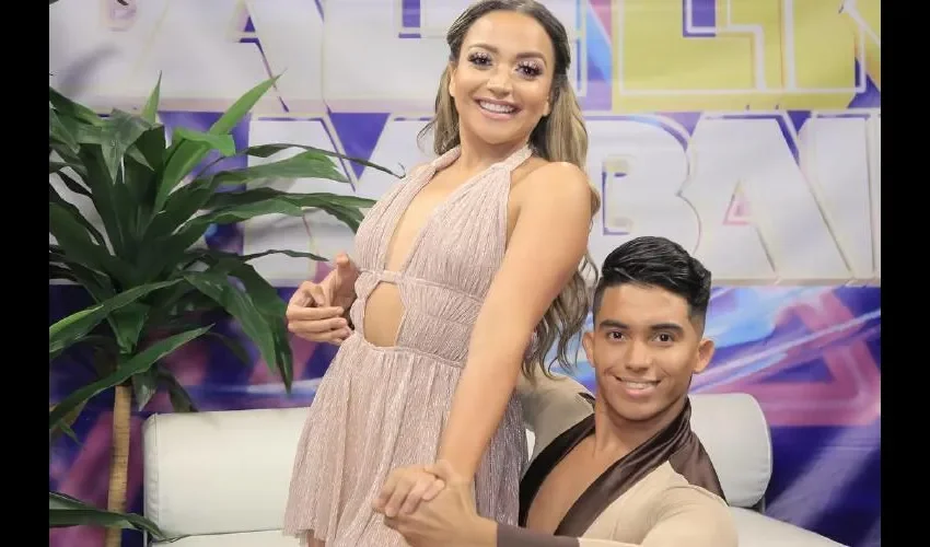 Alexa Chacón y David Arrocha.