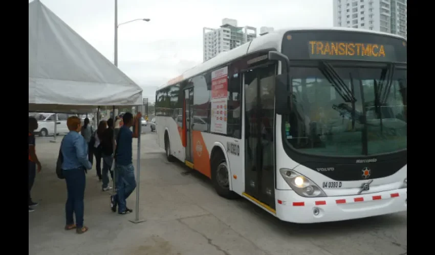 Según Mi Bus la maniobra del operador no forman parte de sus procedimientos de seguridad. Foto: Archivo