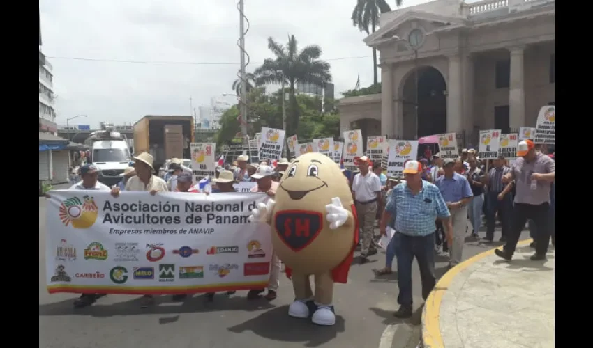 Avicultores. 