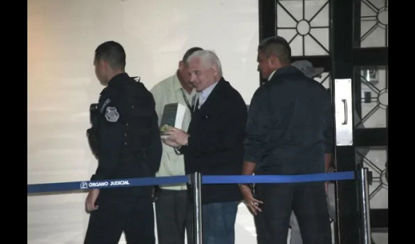 Martinelli reiteró que lo quieren condenar a como de lugar porque le tienen miedo políticamente. Foto: Archivo