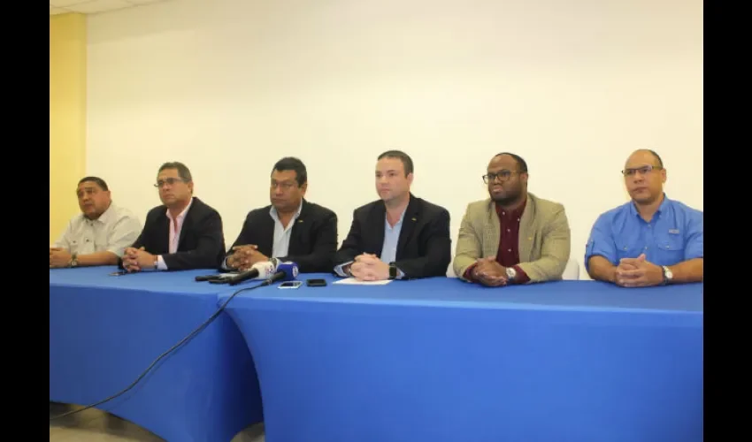 Durante la conferencia de prensa. Foto: Diómedes Sánchez 