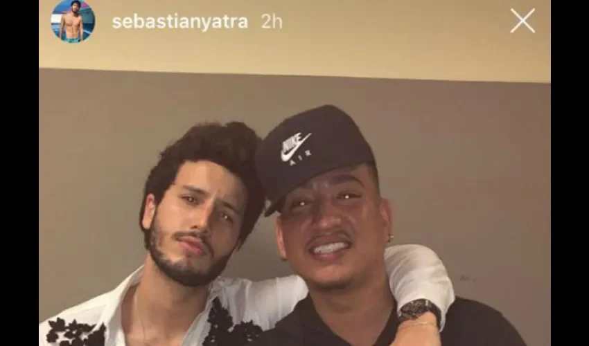 Sebastián Yatra y Kenny Man.