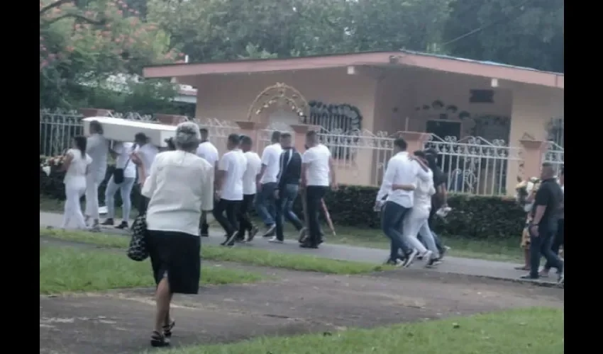 Ultimo adiós al  cabo Darío Quintero de la Policía Nacional.