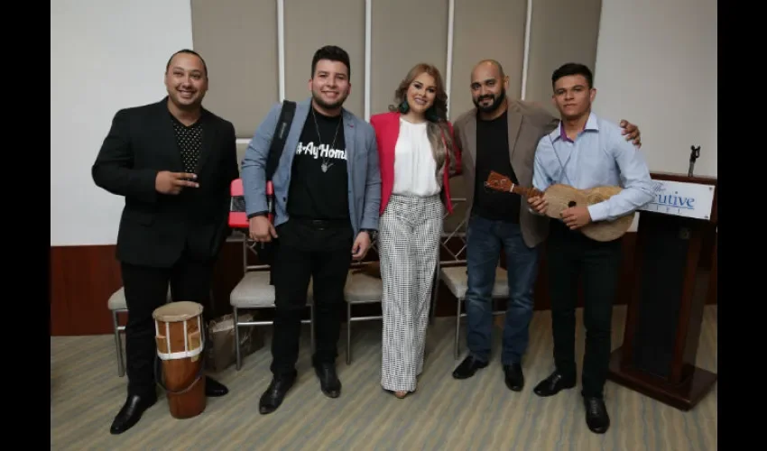 Músicos que acompañarán a Margarita. Foto: Shino Suira. 
