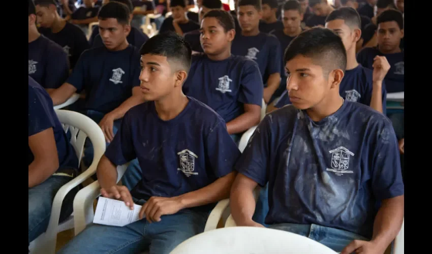 Foto ilustrativa de los jóvenes capacitados. 