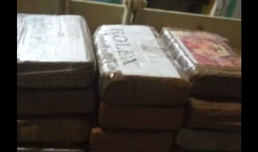 Foto ilustrativa de la droga forrada. 