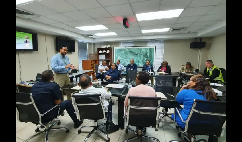 Se realizan monitoreos de pasajeros provenientes de países que ya reportaron presencia del virus.