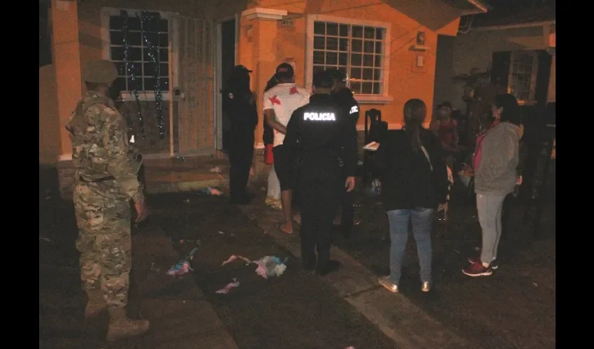 Foto ilustrativa del arresto de fiesteros. 