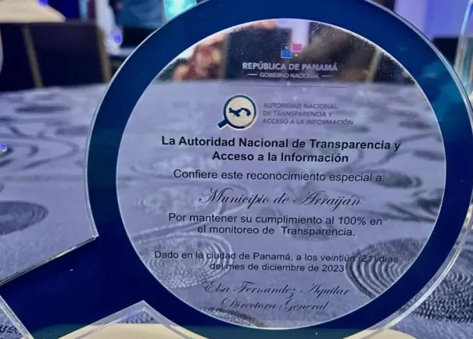  Entregan reconocimiento por 100% transparencia a la Alcaldía de Arraiján 