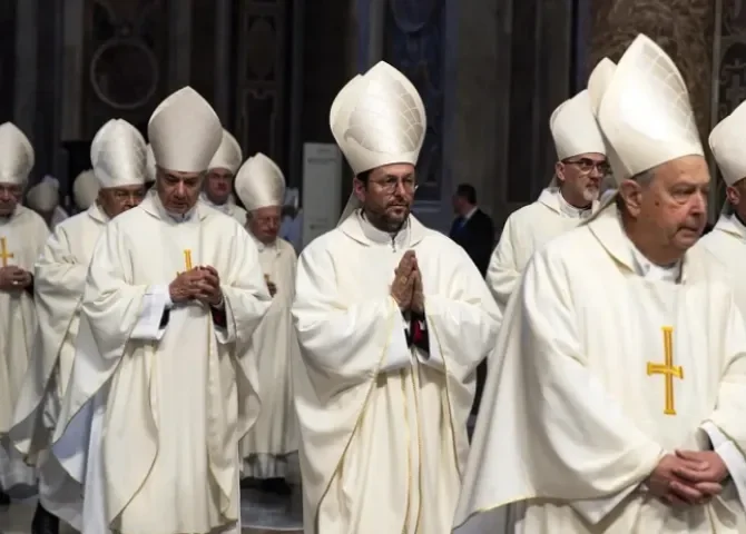  El Vaticano concluye los nueve días en memoria de Francisco y se encamina al cónclave 