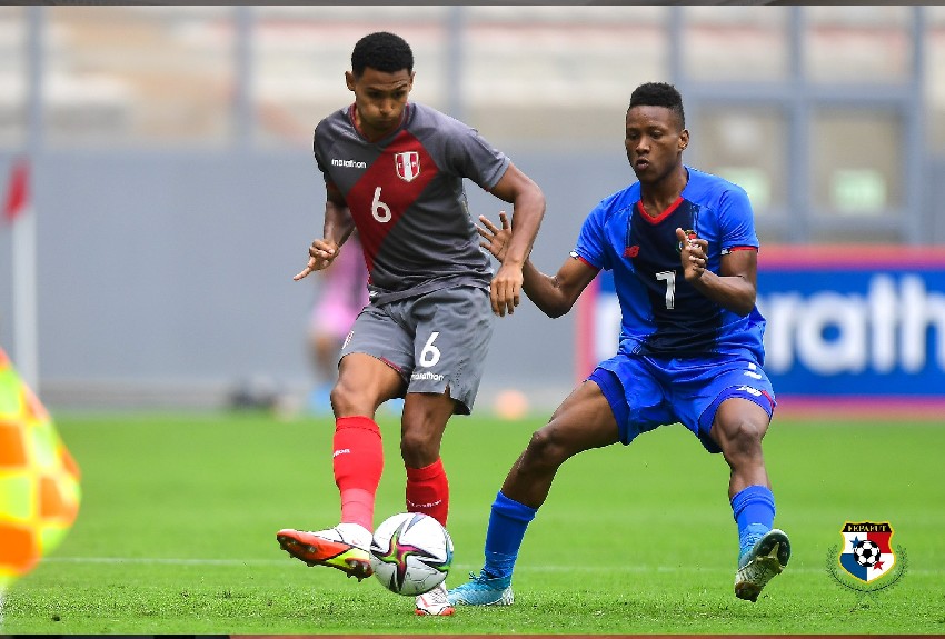 Panamá logra el empate en un partido de fogueo ante Perú 