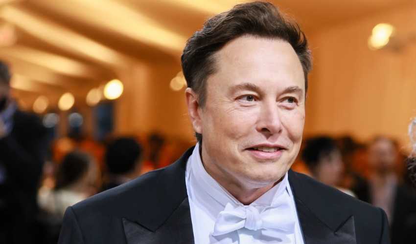 La fortuna de Musk cae por debajo de los 200.000 millones de dólares 