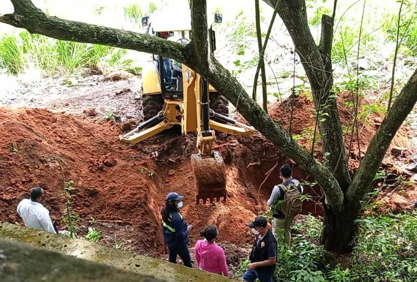 Realizan excavación en La Chorrera en busca de un desaparecido  