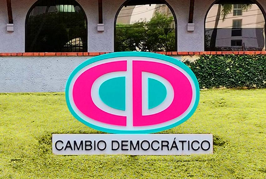 El desacato de Rómulo Roux provocará suspensión del subsidio electoral de CD, afirma diputada Yanibel Ábrego 