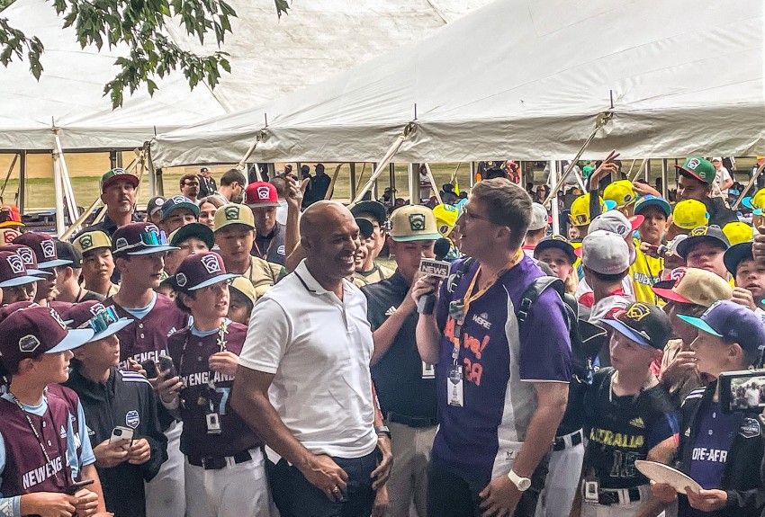 ¡De lujo! Mariano Rivera comparte con los peloteros de la Serie Mundial de Pequeñas Ligas de Williamsport: 'Jueguen con pasión' 