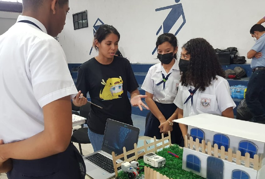 La Robótica educativa sigue ganando terreno en Panamá 