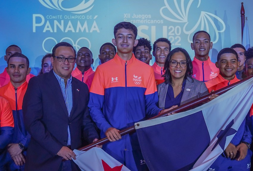 Emily Santos e Isaac Dorati serán los abanderados de Panamá para los Juegos Suramericanos 2022 