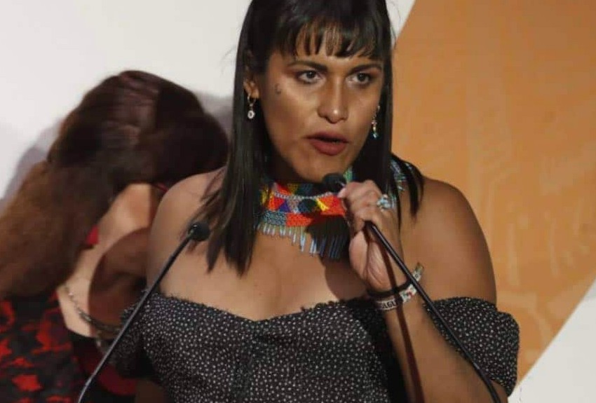 'Mi oficio es ser puta': María Clemente, la diputada trans que desafía al Congreso de México 