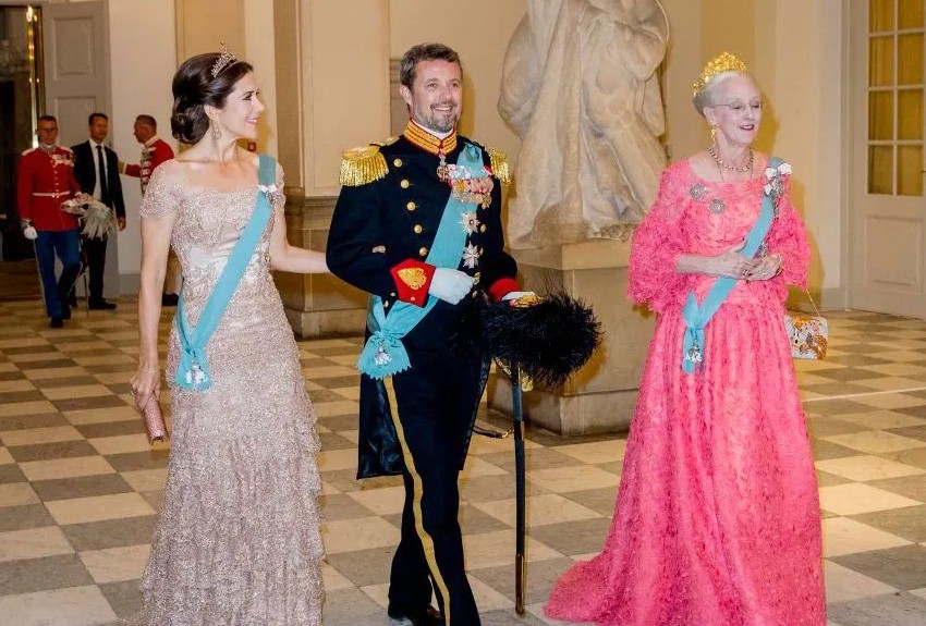 ¡Ella es la reina, es su palabra! La reina Margarita de Dinamarca emite un comunicado por su polémica decisión que ha enfrentado a sus hijos 