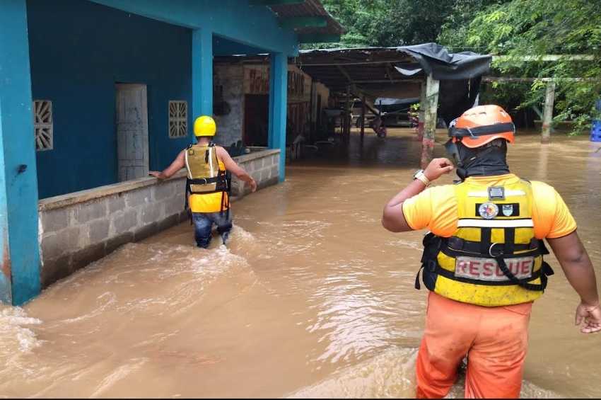 Más de 42 casas afectadas por lluvias en Veraguas  