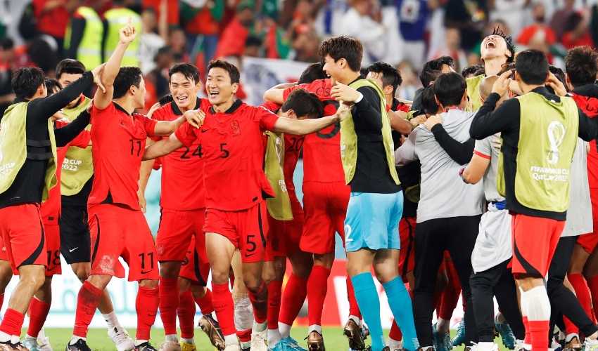 Corea del Sur vence a Portugal y aparta a Uruguay de los octavos 