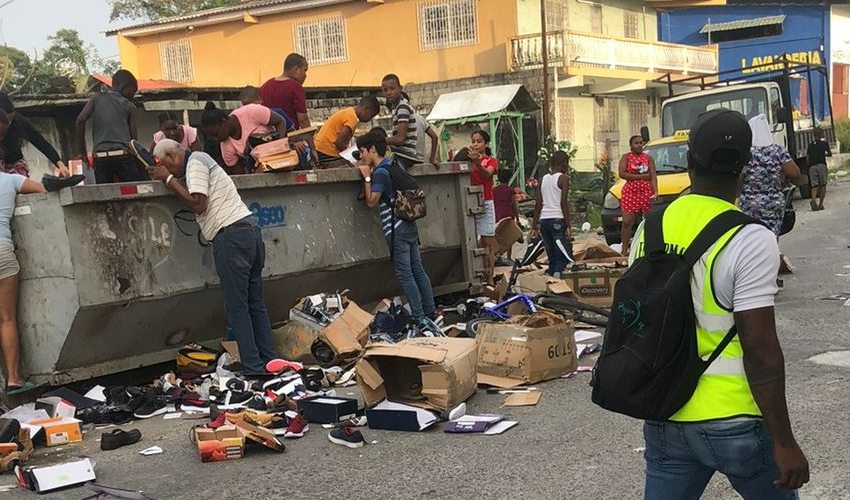 Denuncian a empresa por supuestamente arrojar desechos a basurero para evadir pago en tasa de aseo