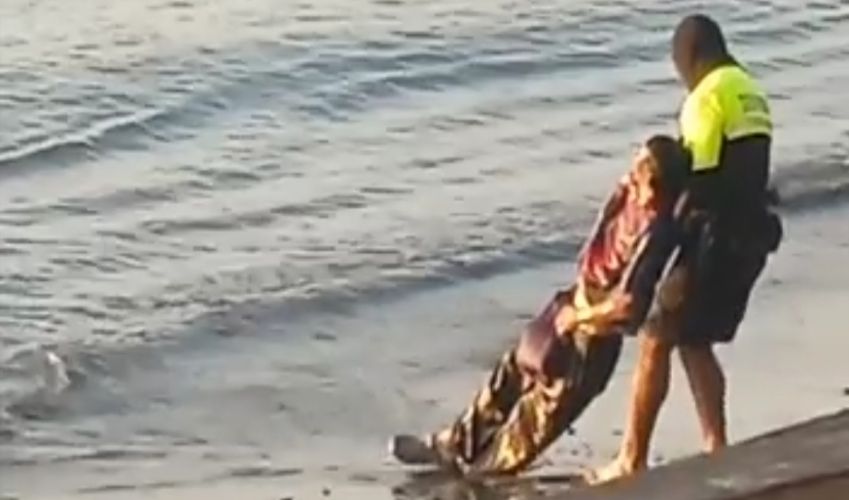 Encuentran el cadáver de un hombre a orillas de la playa en Puerto Armuelles  