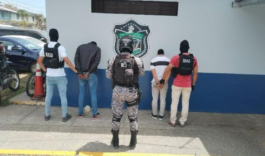 Capturan a dos sujetos con droga en Arraiján  