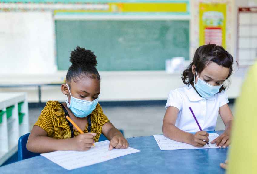 Consejos para evitar que sus hijos se contagien de COVID-19 en este regreso a clases 