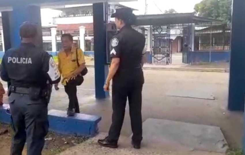 ¡Van a todo menos a estudiar! Atienden caso de agresión de estudiantes y chupata en los predios de un plantel en Panamá Centro 