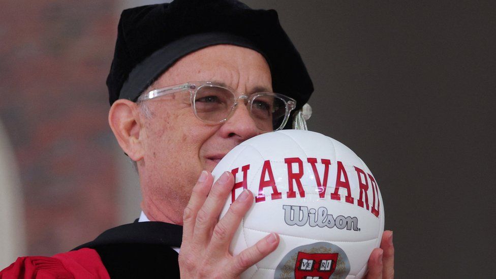 Tom Hanks recibió un doctorado honoris causa de la Universidad de Harvard 