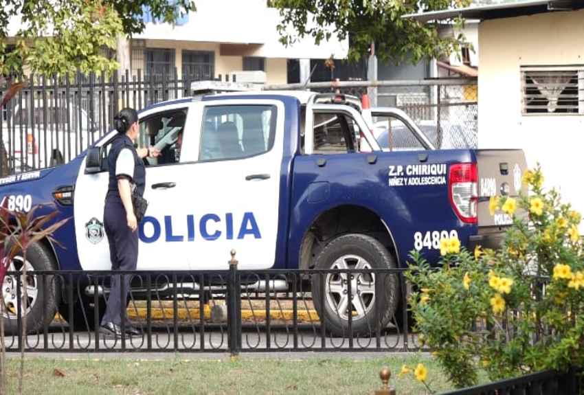 Presentarán apelación por condena de 27 años impuesta a una menor de 17 años por triple homicidio en Barú 
