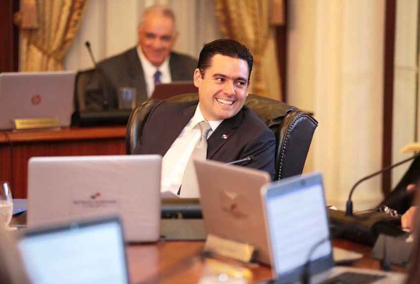Pedro Miguel González sostiene que 'el Ejecutivo mete manos en el Órgano Judicial' 