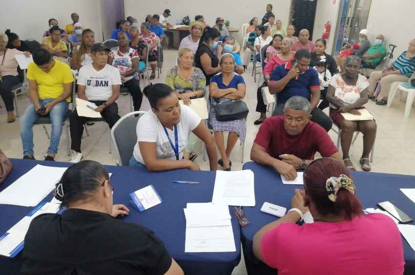Más de 100 nuevos beneficiarios ingresan al Programa 120 a los 65 en Colón 