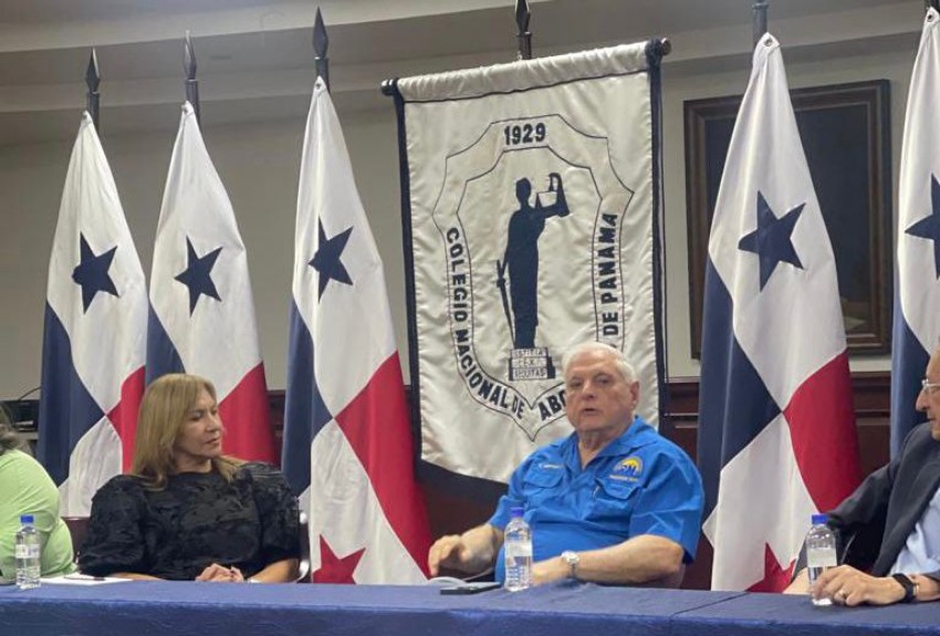 Ricardo Martinelli se reunió con la junta directiva del Colegio Nacional de Abogados 