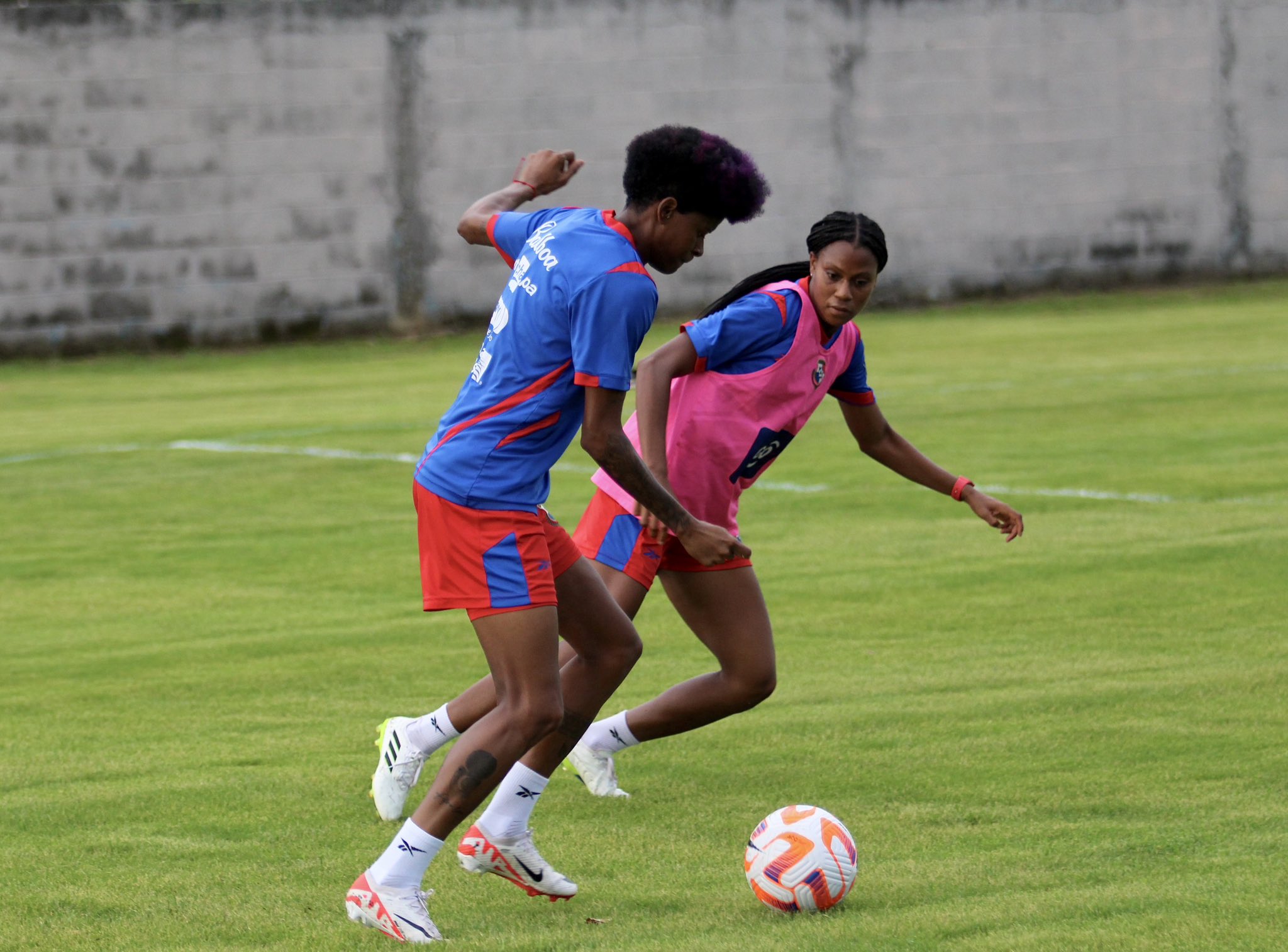 ¡Otra vez ante Guatemala! Panamá femenina debuta ahora en Penonomé 