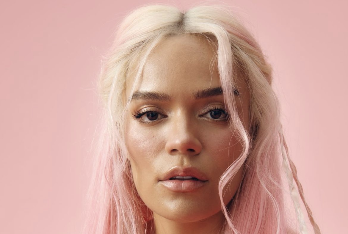 ¡Son deseos, son fantasías! Una pareja aprovecha para tener sexo en el concierto de Karol G 