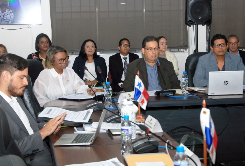 Comisión de Presupuesto aprueba traslado de partida por 36 millones al MINSA 